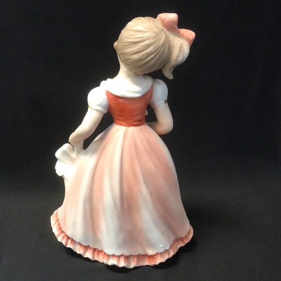 Marika's Original by Lefton Figurine 5489 Girl w/Flower & Umbrella in Pink Dress - Picture 5 of 8